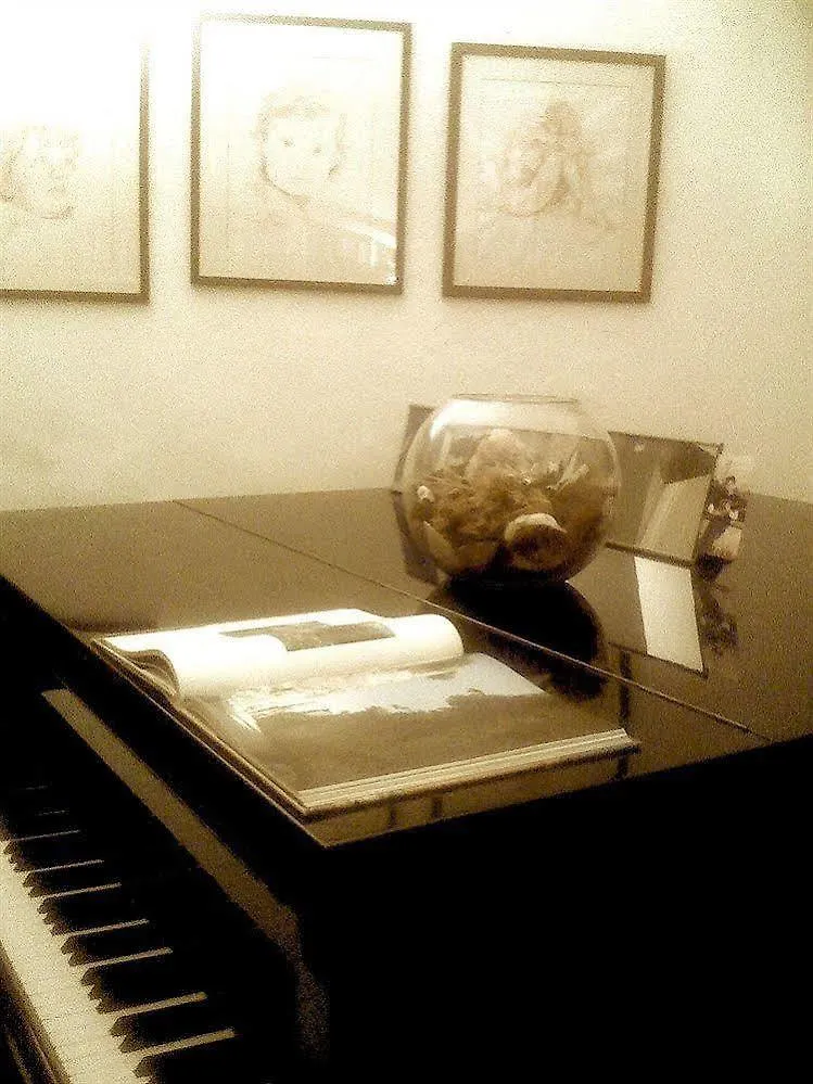 Agli Orti B&B Bergamo 5*,  Italy